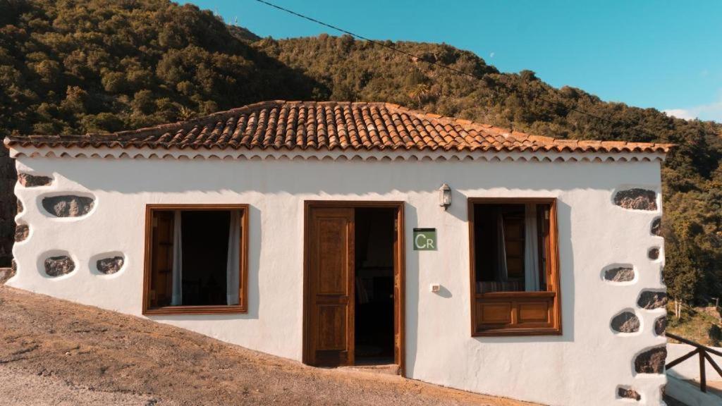 איקוד דה לוס וינוס Las Casitas Del Bebedero - Yoga & Ecoturismo מראה חיצוני תמונה