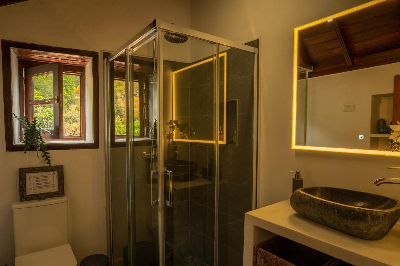איקוד דה לוס וינוס Las Casitas Del Bebedero - Yoga & Ecoturismo מראה חיצוני תמונה