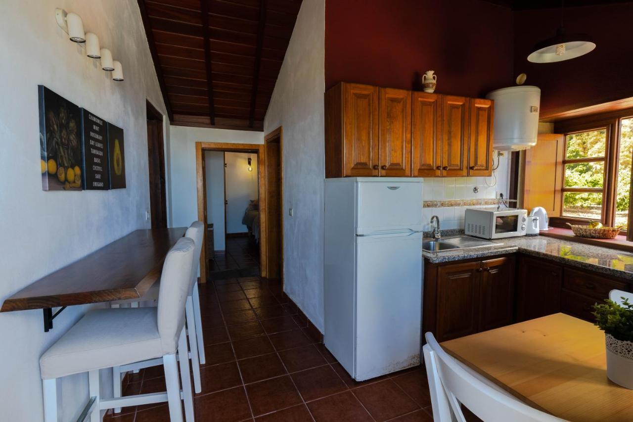 איקוד דה לוס וינוס Las Casitas Del Bebedero - Yoga & Ecoturismo מראה חיצוני תמונה